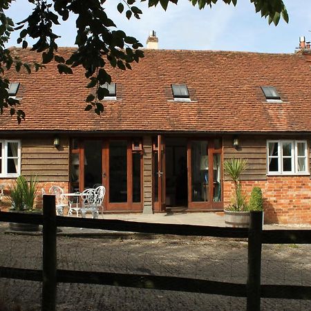 مبيت وإفطار نيوبري High Street Farm Barn المظهر الخارجي الصورة