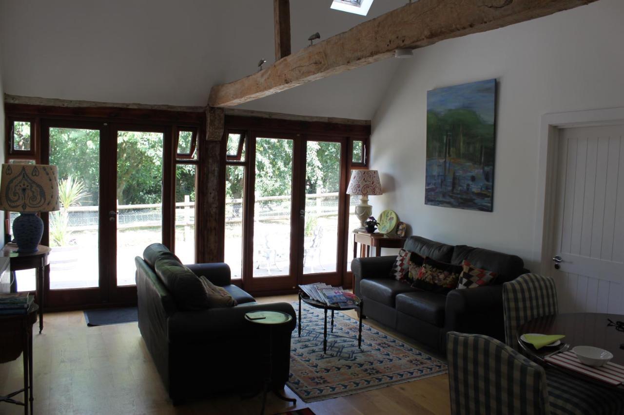 مبيت وإفطار نيوبري High Street Farm Barn المظهر الخارجي الصورة